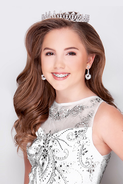 Pre-teen-of-LincolnMiss-2022-Illinois-International-Pageants-2